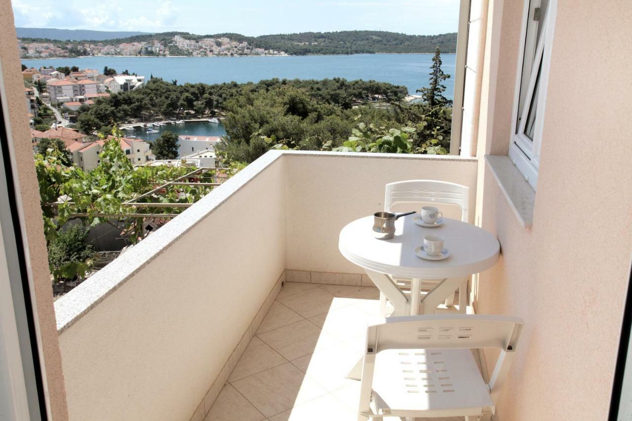 Mia Apartamento Trogir Exterior foto