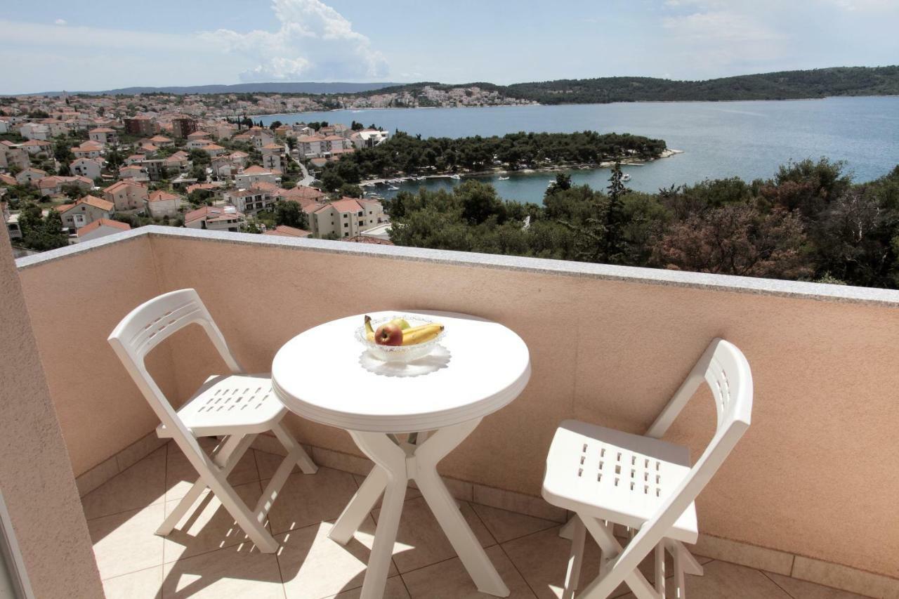 Mia Apartamento Trogir Exterior foto